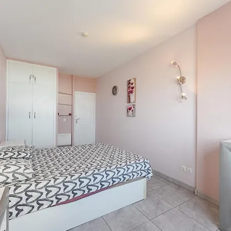 Galgas Club Paraiso Apartment *